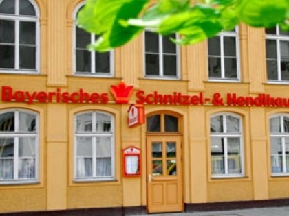 Фото: Bayerisches Schnitzel- &amp; Hendlhaus